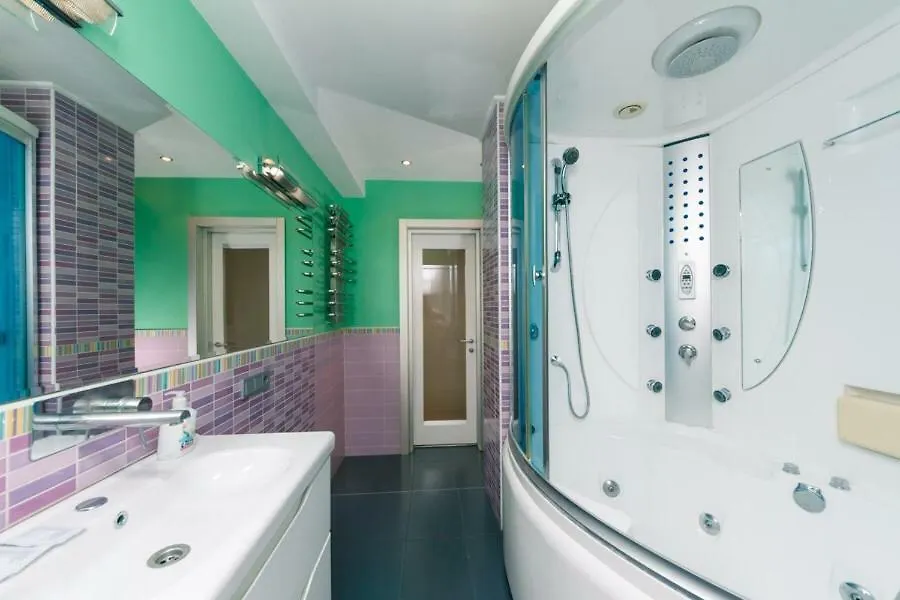 Alex Apartments On Lva Tolstogo Kiev