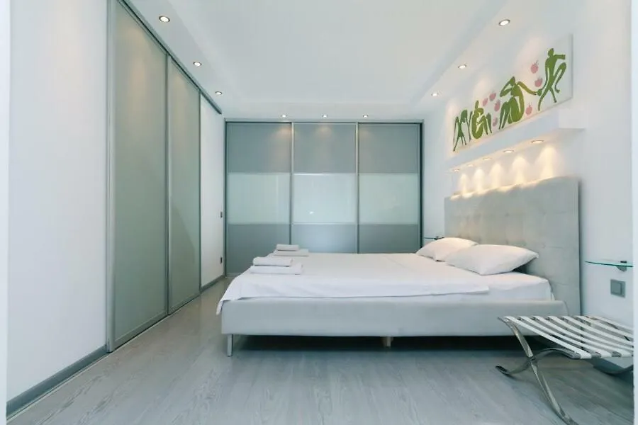 Alex Apartments On Lva Tolstogo Kiev Ucrania